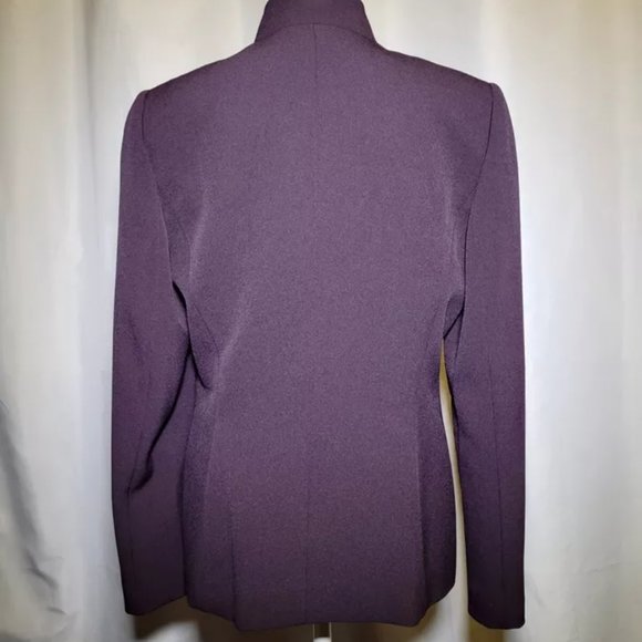 Tahari Arthur S Levine Blazer Jacket Womens Size 6 Dark Purple Shoulder Pads - Picture 2 of 10
